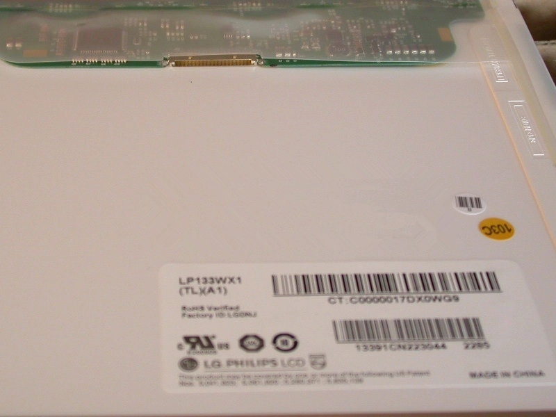 13.3 "LG العرض CCFL الخلفية دفتر وحة LCD LP133WX1-TLA1 1280 × 800 CD / M2 250 C / R 400: 1