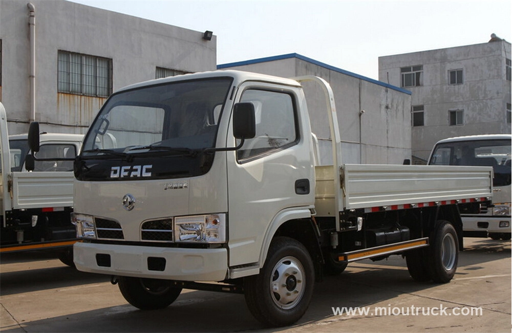 102hp الصينية العلامة التجارية دونغفنغ 4X2 DFA1040S35D6 1.8 طن صغيرة مسطحة البضائع شاحنة سعر الشاحنة