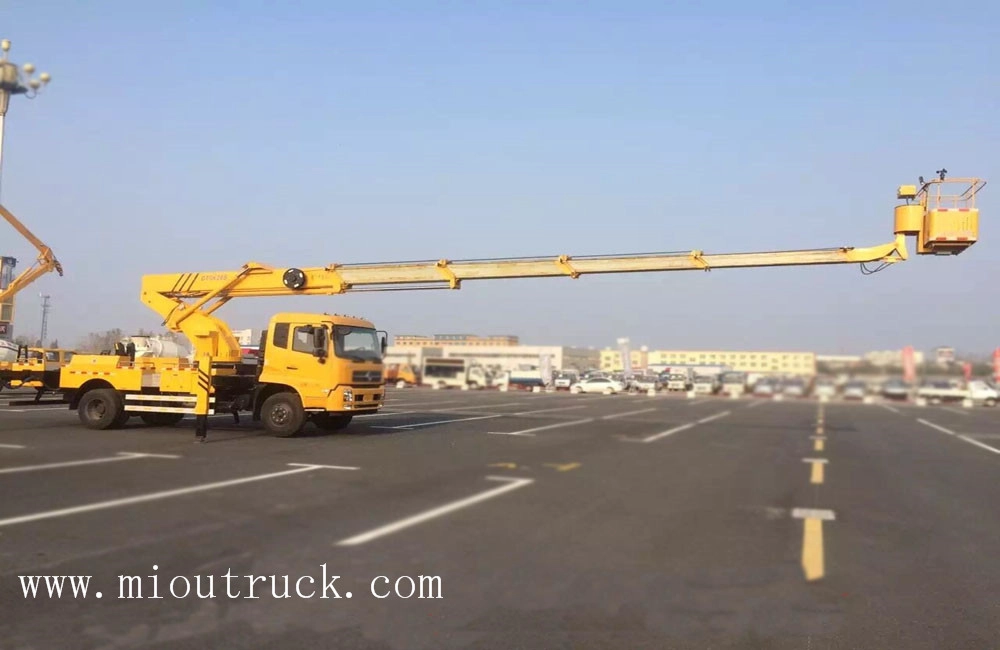 18m de elevación del SZD5110JGKD4 de la alta altitud de dongfeng 4 * 2 altura operación