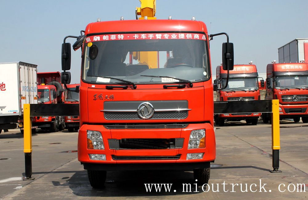 DFCV Dongfeng Tianjin 180hp 4 * 2 6.3T Truck Crane (smjco)