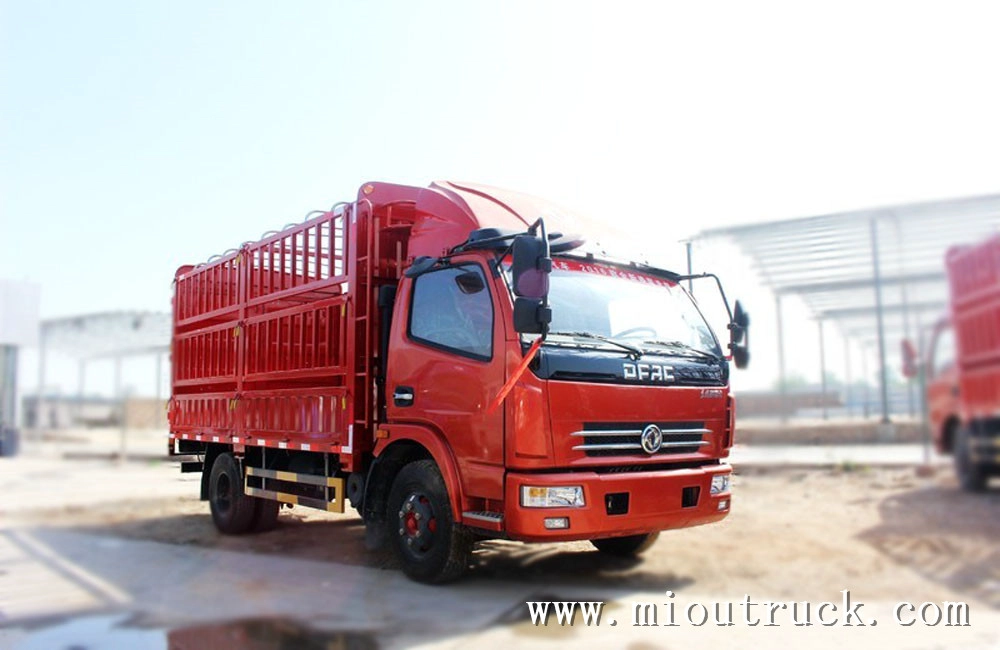Caminhão leve de Dongfeng 115hp 4,2 m para venda, veículo transportador
