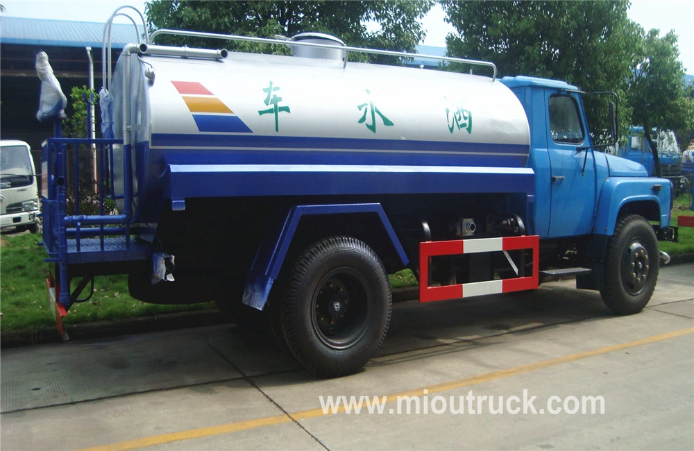 Dongfeng 140 EQ1102 4 * 2 140hp 7000liter water truck