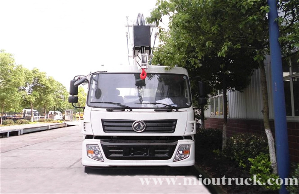 Dongfeng 145 Series 4x2 Folding Type Aerial Working Platform with Operational Height 22m