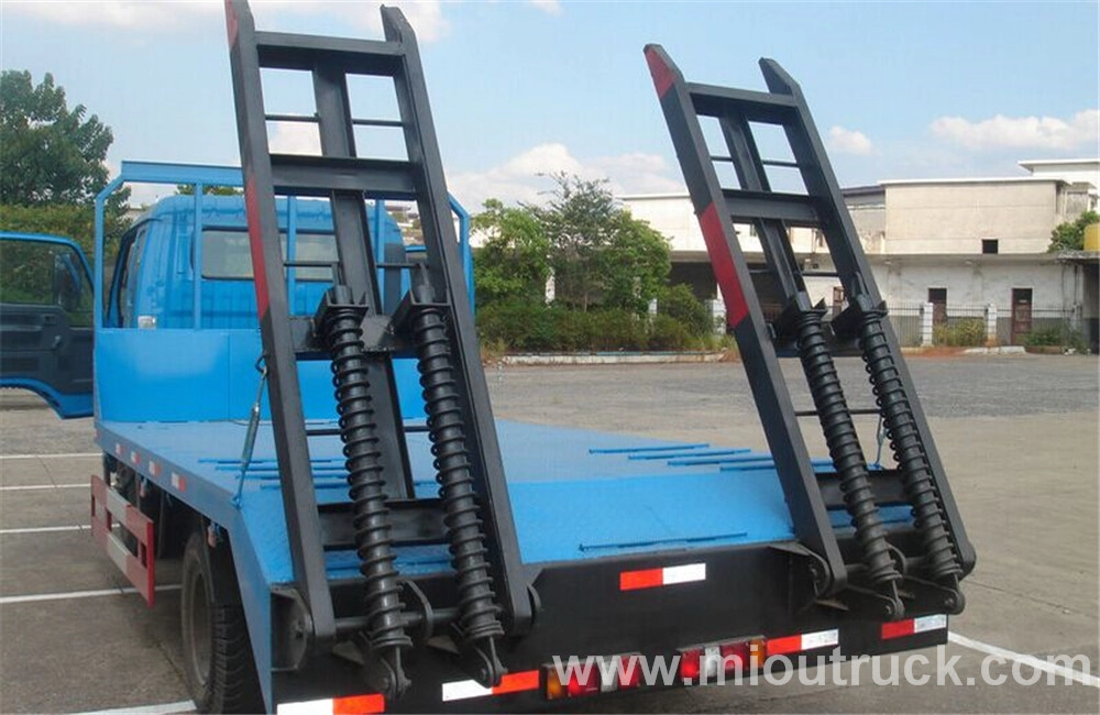 Dongfeng 4*2 car carrier flatbed truck payloading 10 ton
