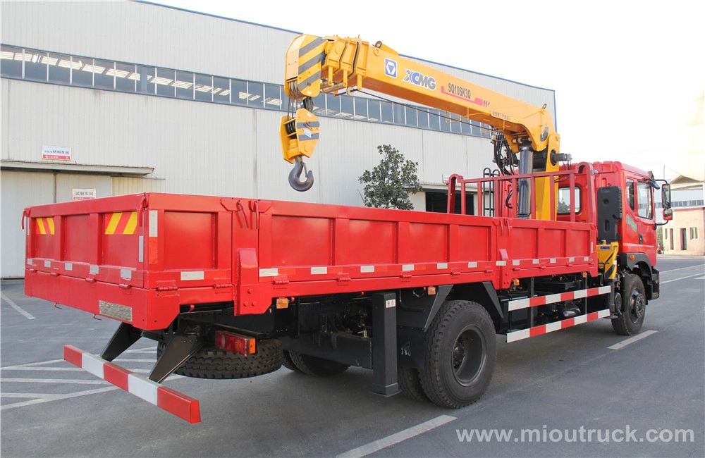 Dongfeng 4 X 2 khung gầm xe tải gắn cẩu 4 phần boom tấn 12 XCMG Trung Quốc nhà cung cấp để bán