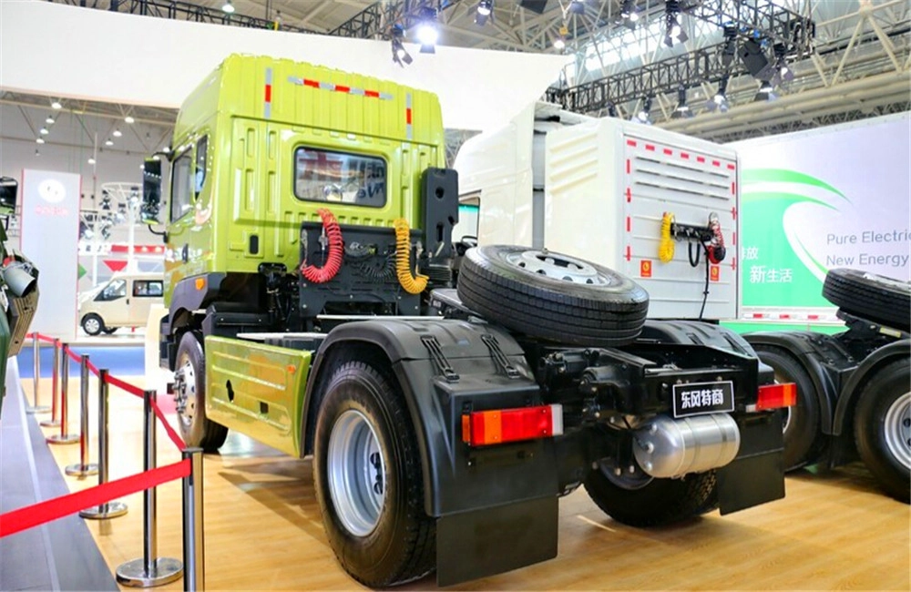 Dongfeng 4x2 340hp trak traktor digunakan di pelabuhan