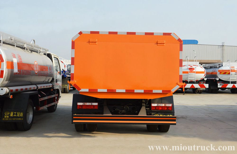 Dongfeng 4x2 5m³ปริมาณความจุบรรทุกรถเทขยะมูลฝอย