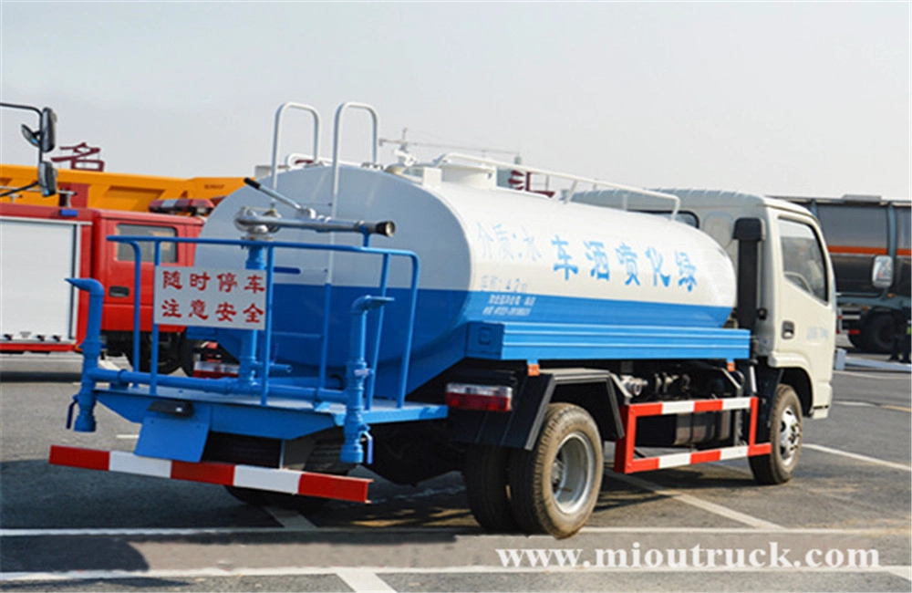 Dongfeng 4x2 5m³ camión de agua