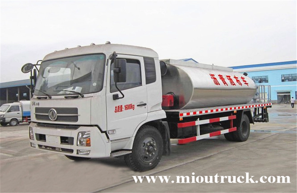 Dongfeng 4x2 8m³ asphalte Camion de distribution à vendre