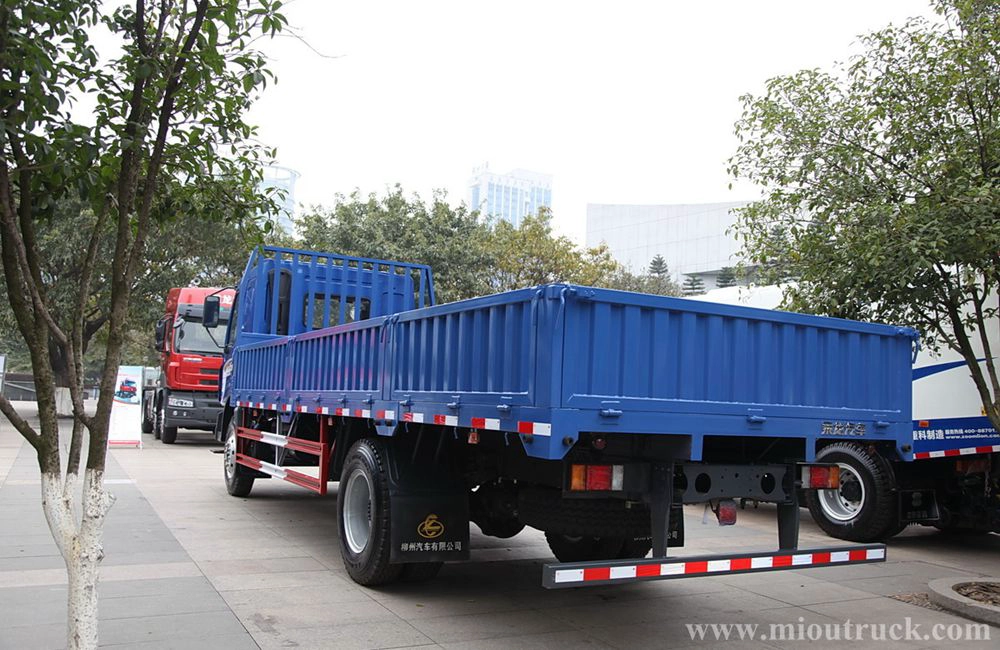 دونغفنغ Chenglong 4X2 160hp شاحنة بضائع LZ1160RAPA