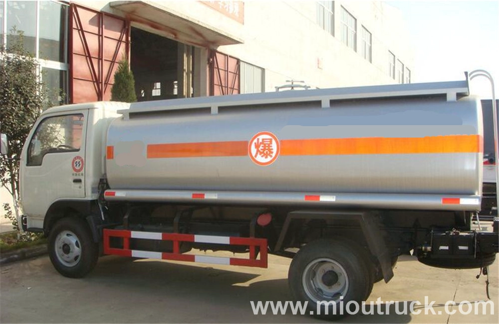 دونغفنغ Frika 6000L 4X2 النفط صهريج شاحنة، بيع الساخنة من خزان الوقود شاحنة