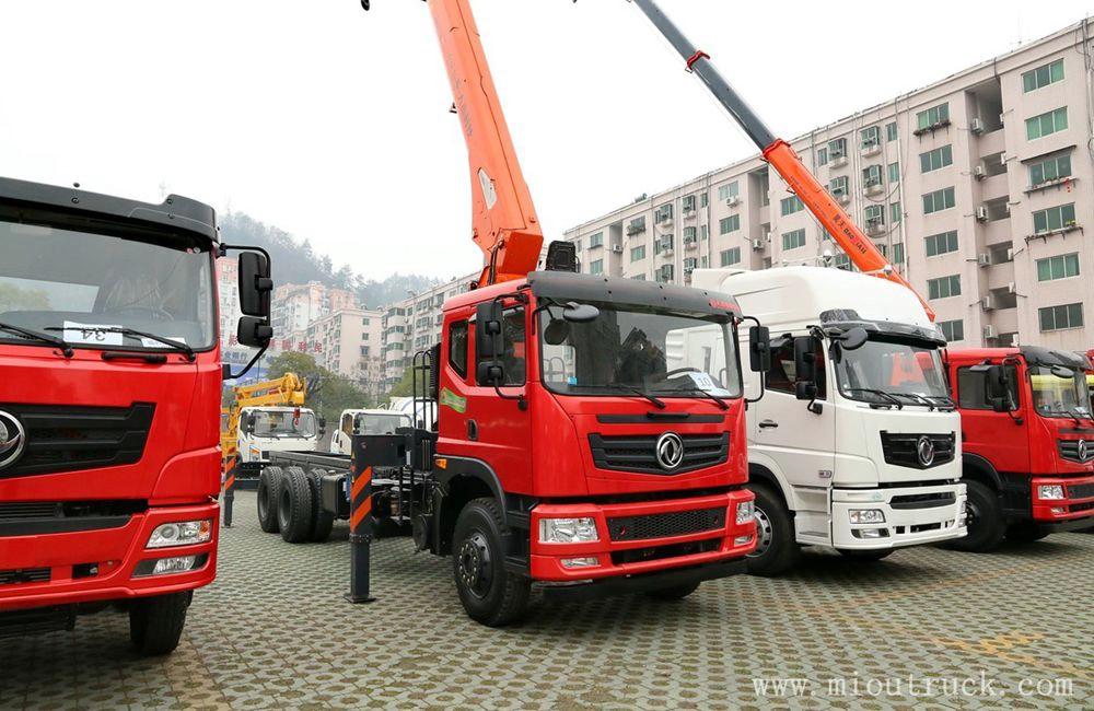 东风神宇6X4 260hp随车吊EQ5251JSQZM1