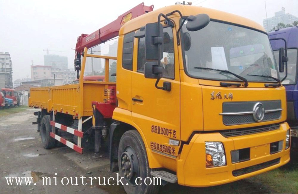 Dongfeng Tianjin 190HP 4*2 16t with Cummins Engine Crane Truck