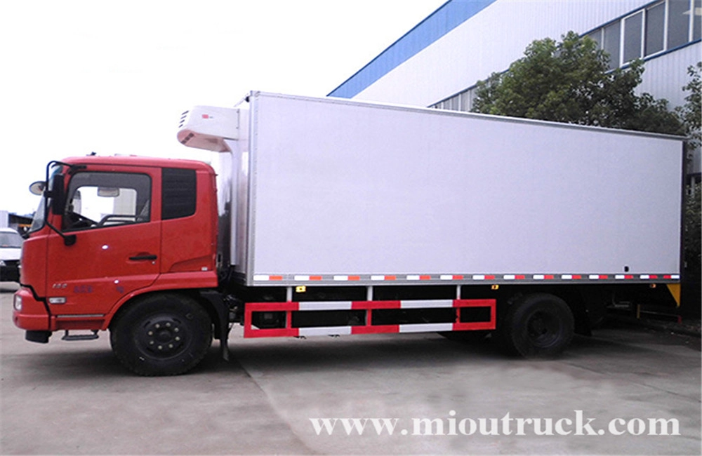 دونغفنغ تيانجين 4X2 35m³ 10ton مبردة شاحنة DFL5160XLCBX18A