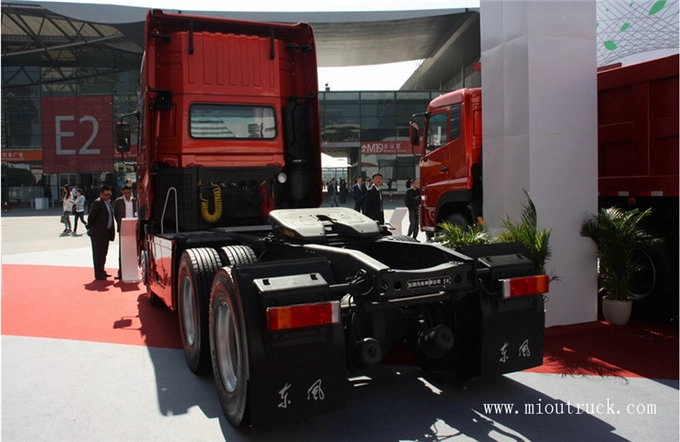 Dongfeng lori berat komersial hp 450 6 X 4 lori dan treler