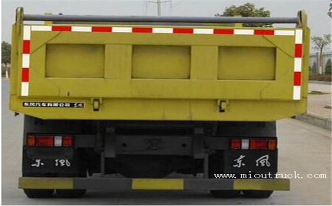 Carro de descarga de Dongfeng camiones ligeros comerciales 140 caballos de fuerza de 4,65 m