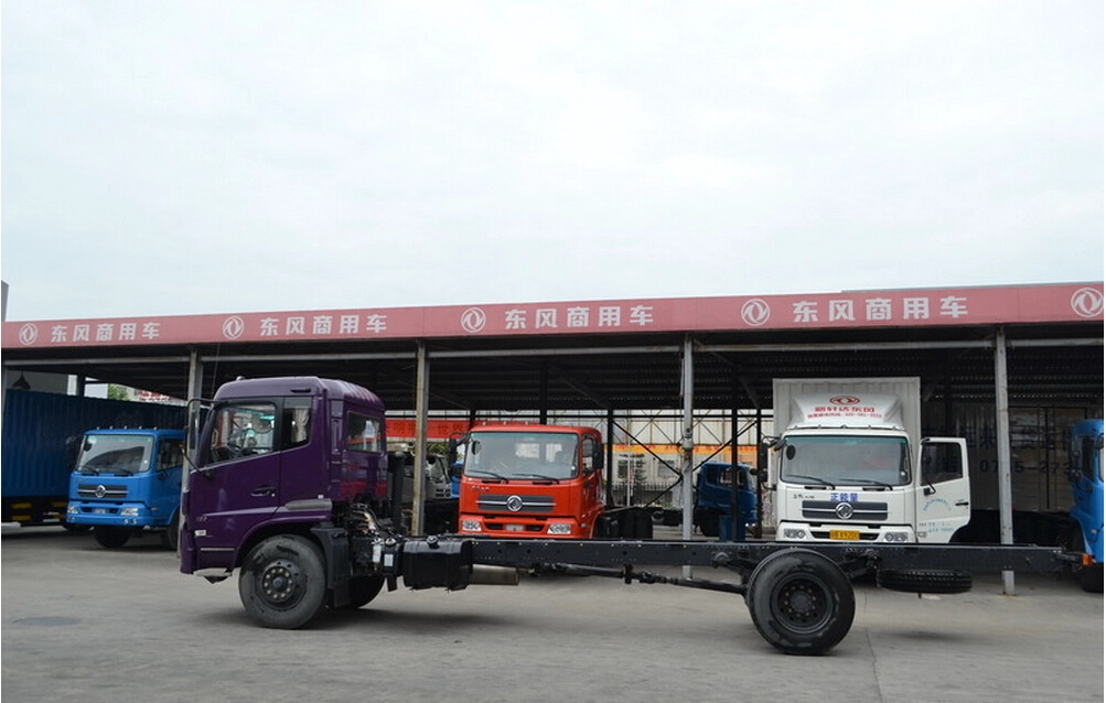 Dongfeng tianjin 185hp 4X2 7.5m trak memandu