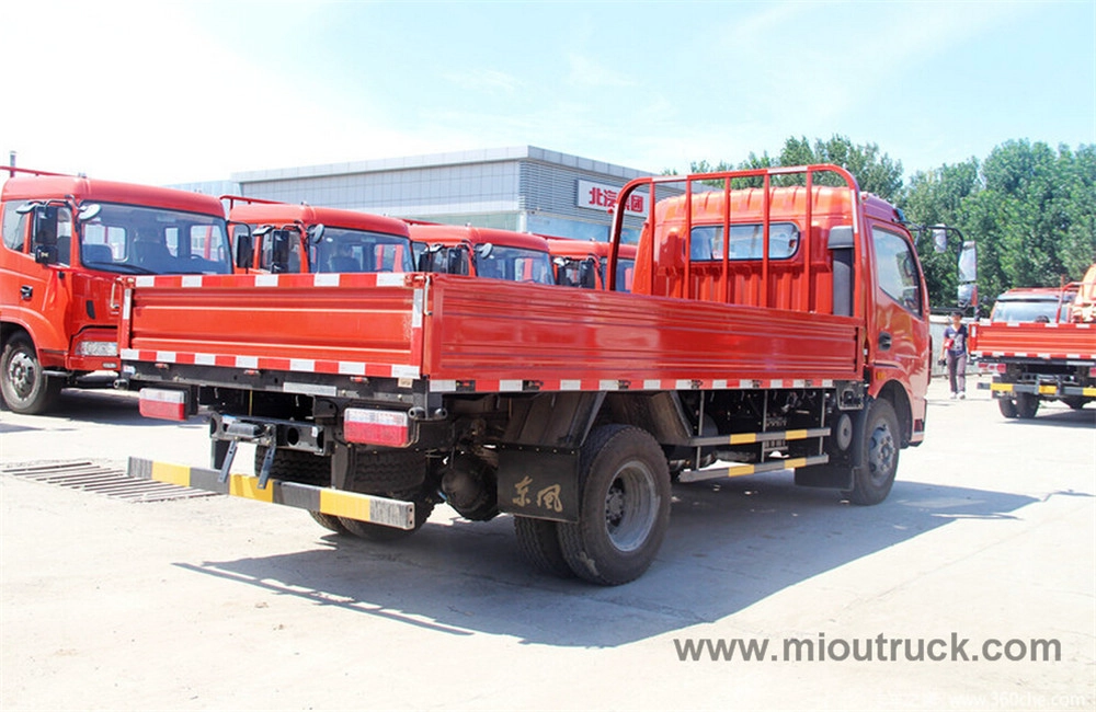Factory direct sale Euro 4 diesel engine 115hp 2ton 4x2 small dump truck