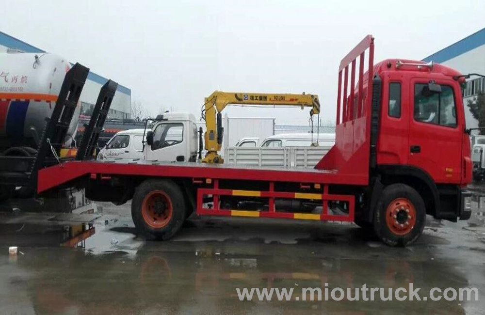 JAC 4x2 mababang bed truck para sa transporting maghuhukay