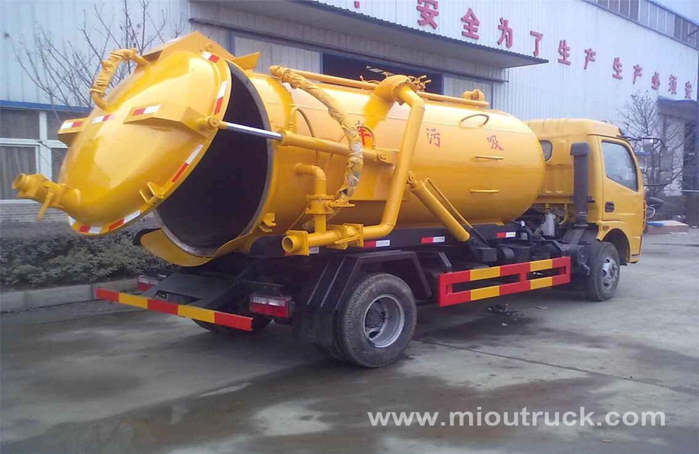 ดีไซน์ใหม่ Dongfeng 16000 ลิตรรถบรรทุกเครื่องดูดฝุ่นดูดน้ำเสียสำหรับขาย