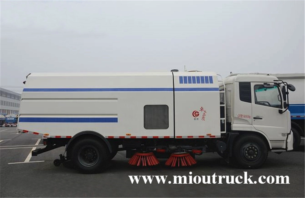 Dongfeng 4 x 2 6 Tan undian berat 7 m³ penyapu jalan lori