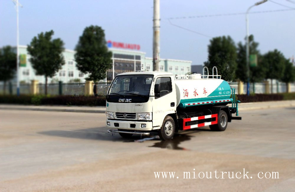 nhỏ nước tàu chở xe tải 5 tấn dongfeng tưới lorry 3.5CBM nước tàu chở xe tải