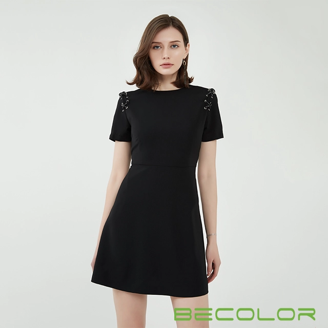 Pequeño vestido negro de manga corta China Factory