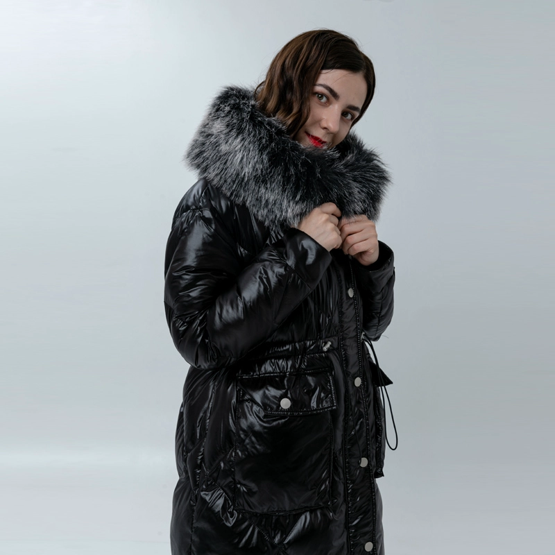 Piumino da donna con coulisse in vita