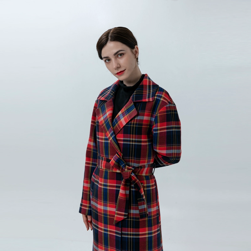 Trench da donna a quadri con cintura