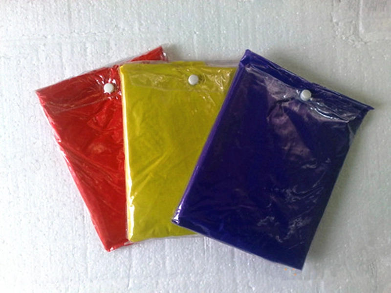 Children Disposable Soft PVC Material Regenmantel