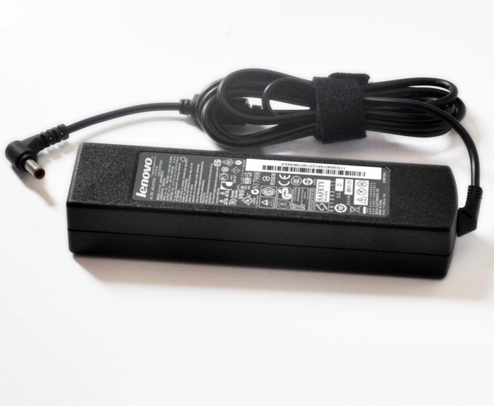 Сетевой блок питания для ноутбуков 20В 4.5 a 90В 7, 9 x 5.5 мм