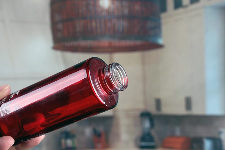 Perfume glass bottle