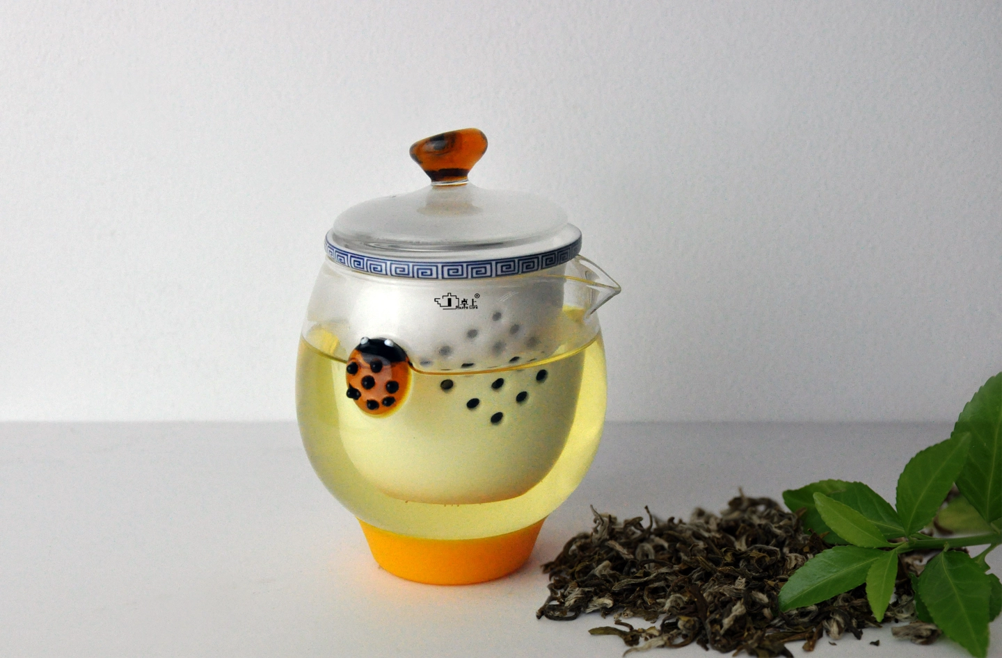 2016 china latest design clear heat resistant tea pot glass tea cup clear glass cup supplier