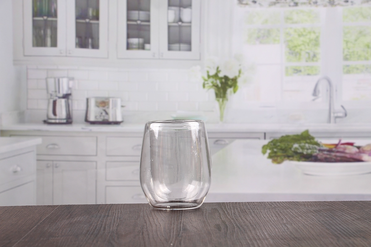 Stemless red wine glasses