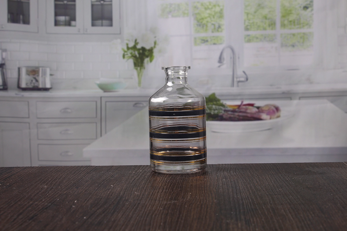 Essential oil diffuser bottle