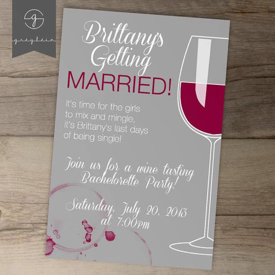What are the steps required for red wine glass customization?
