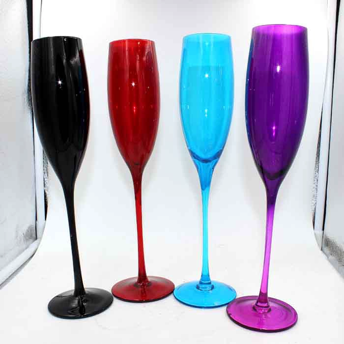 customized champagne glasses