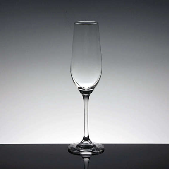China exporter  glass champagne flutes wedding flutes,personalized champagne flutes supplier