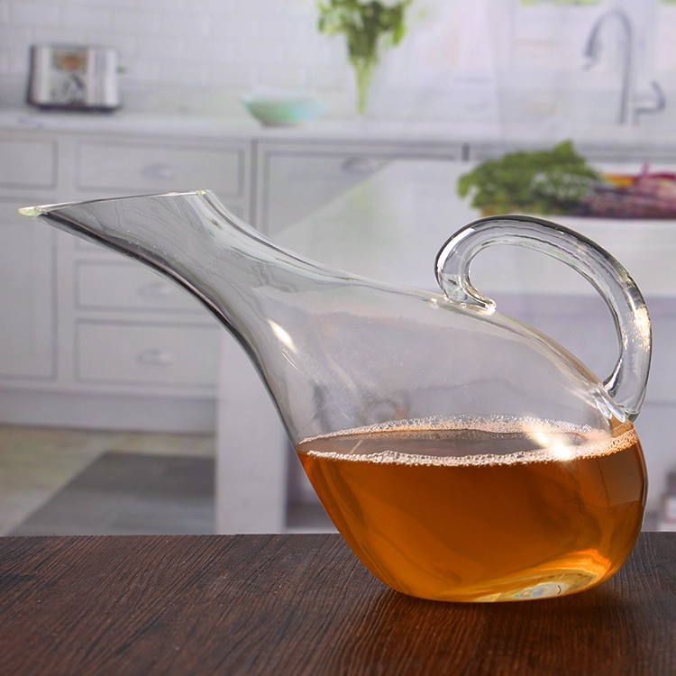 red wine decanter with handle
