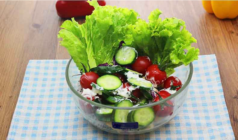 glass dessert bowl