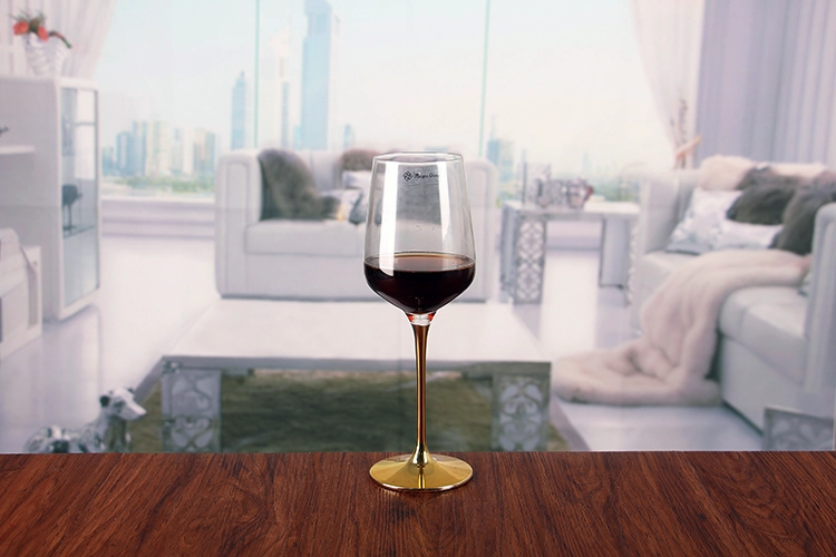 Red wine cup