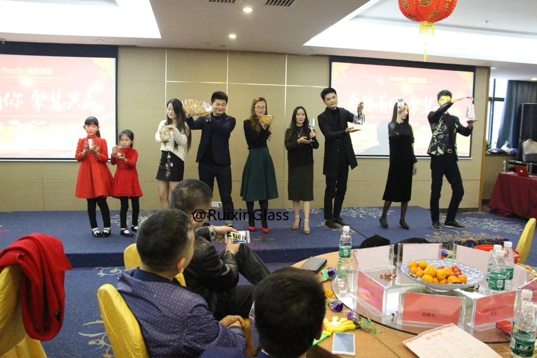 Chinese New Year, Look forward to seeing you all in 2018,RuixinGlass 2018, 2018RuixinGlass
