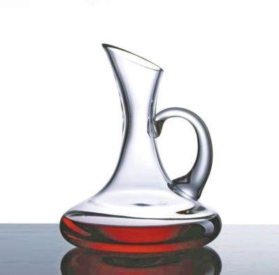 how to clean a wine decanter with rice