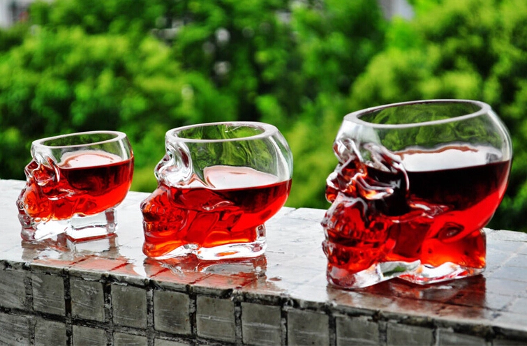 Glass skull cup