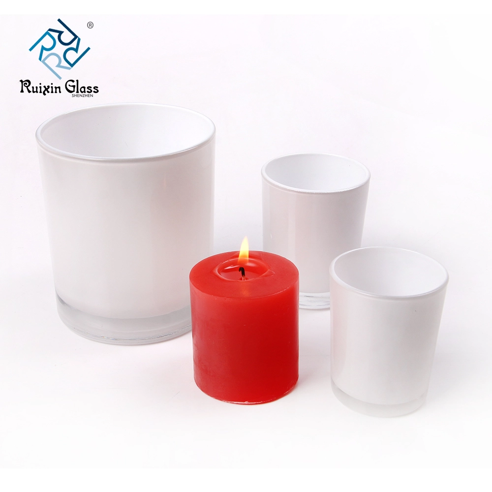 Chinese factory wholesale white metal candle holders