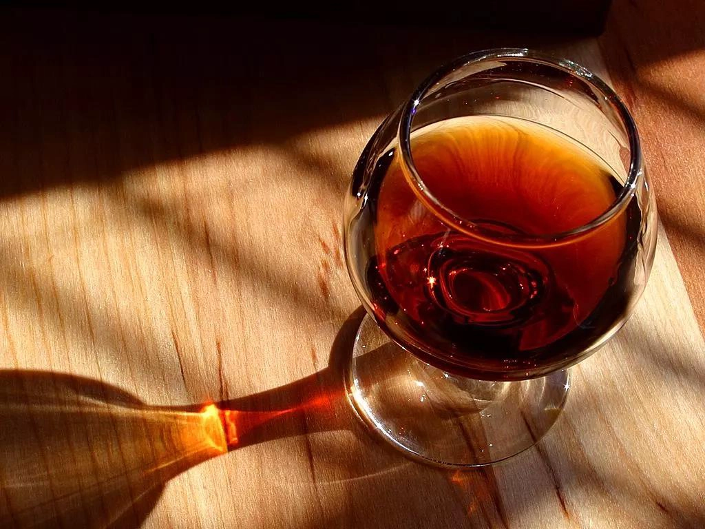 Can you drink red wine when you are pregnant?