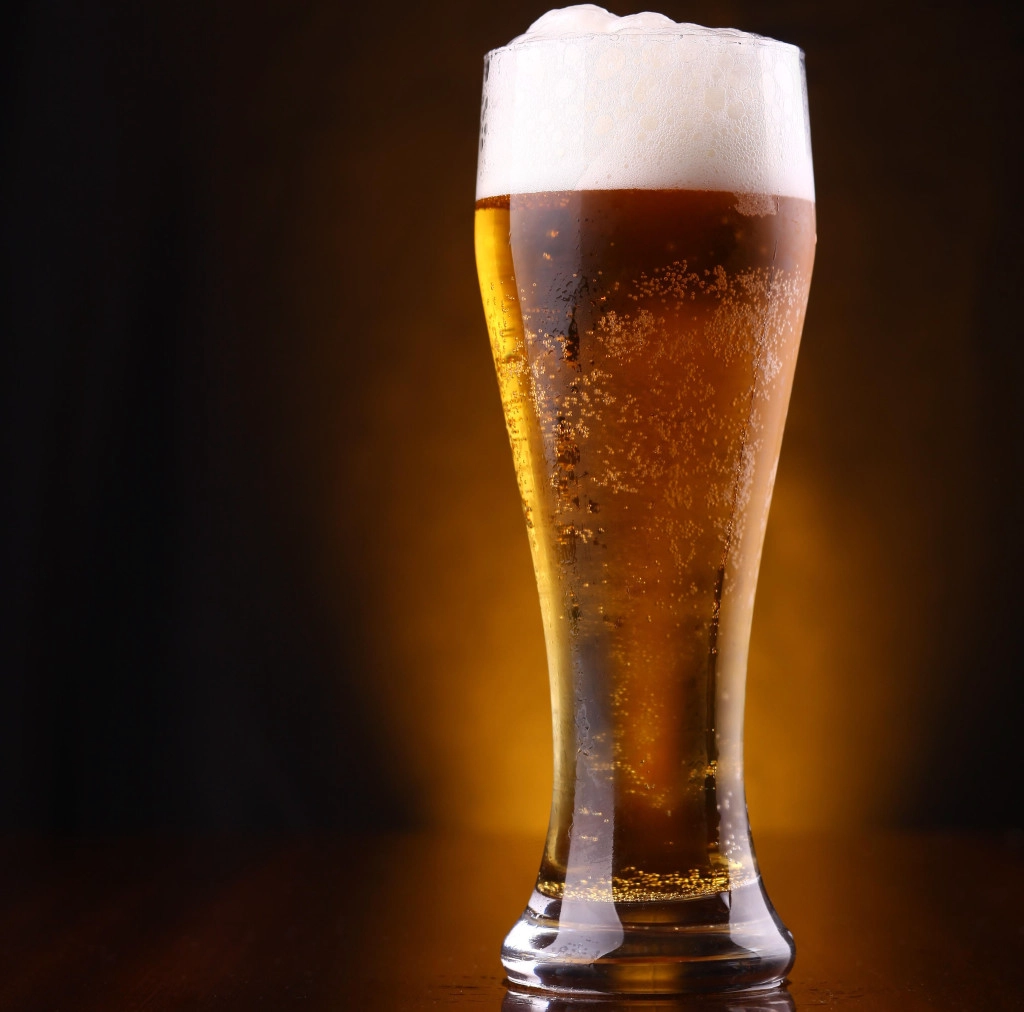 China Promotion Beer glass in February