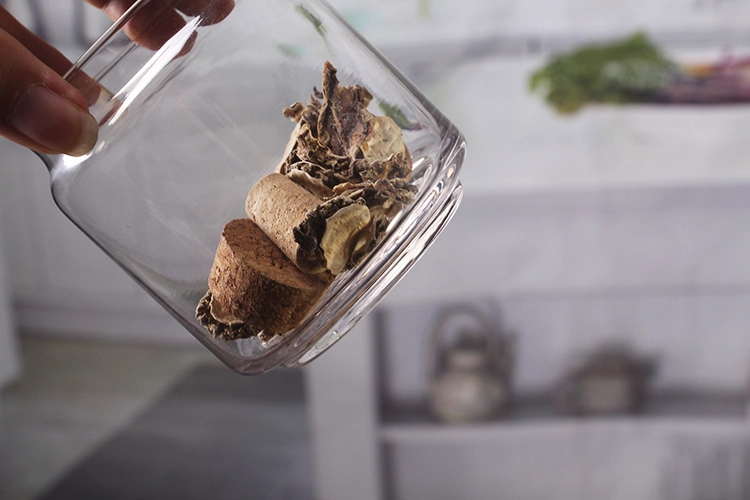clear glass containers wholesale