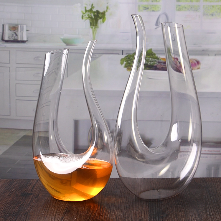 Crystal wine decanter