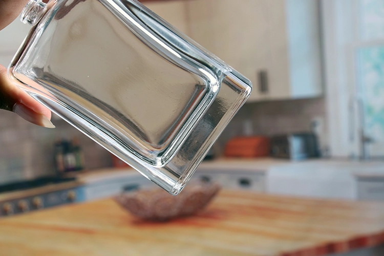 Glass perfume bottle with stopper